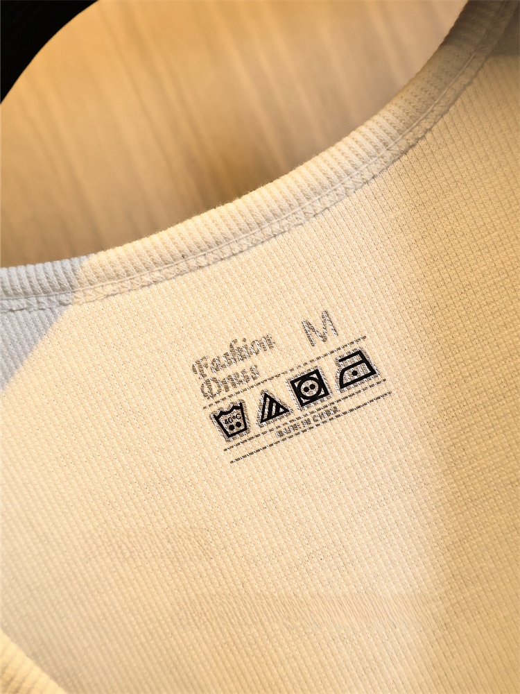 Wygodna, oddychająca męska kos – Base Layer Top recenzja i cena