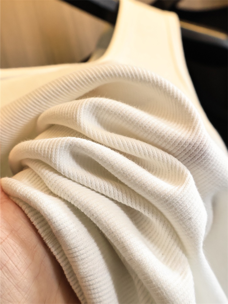 Wygodna, oddychająca męska kos – Base Layer Top recenzja i cena